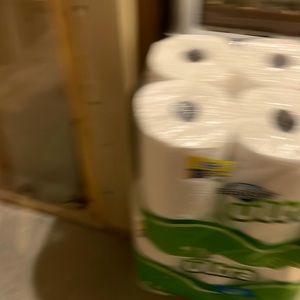 I’m selling paper towels